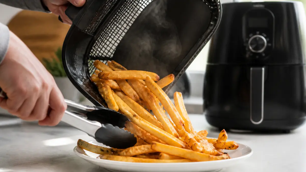 Frites à l’air fryer : les réglages pour les rendre vraiment croustillantes