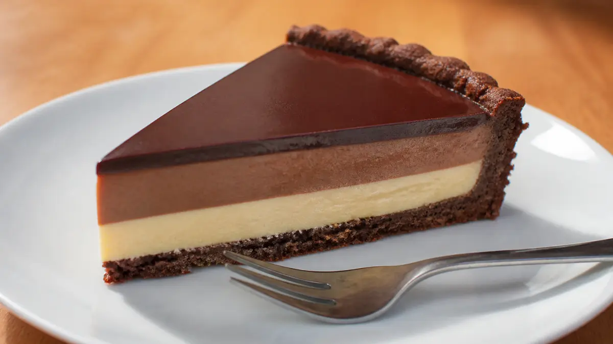 Tarte au chocolat en trois couches : la technique du pâtissier